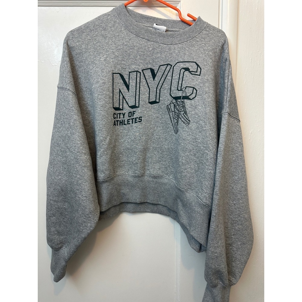 Nike NYC City of Athletes Cropped Sweatshirt Gray Fleece Pullover Womens Small